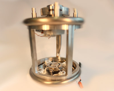 micro contact device for synchrotron measurements
